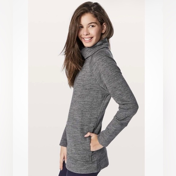 Womens Lululemon Athletica Heathered Gray Funnel Neck Pullover | Size 10 - Picture 1 of 8